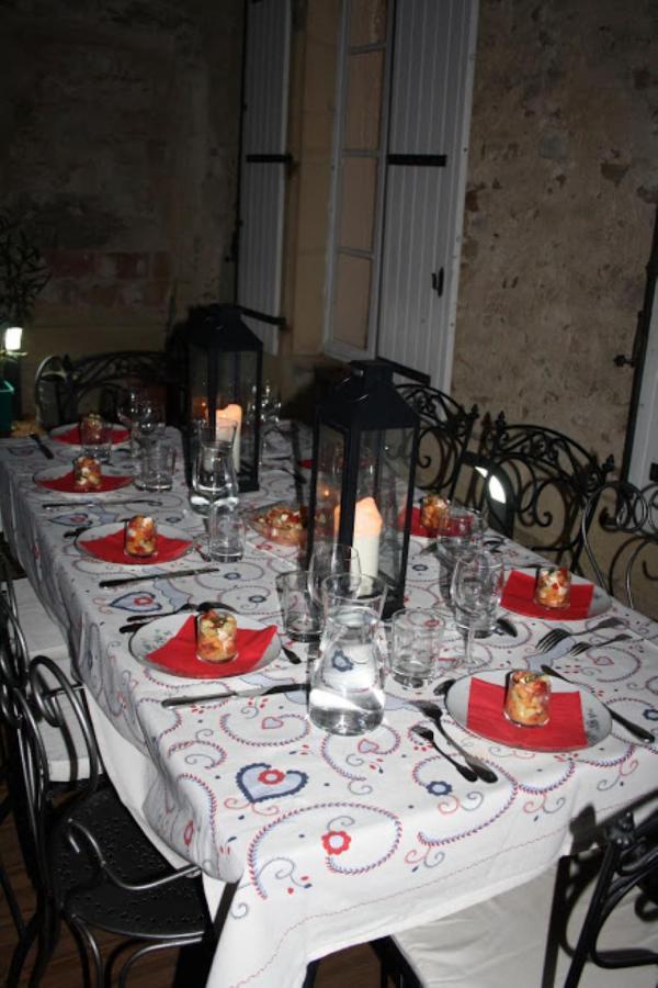 Chateau Montplaisir Charming B&B In Provence Valreas Bagian luar foto