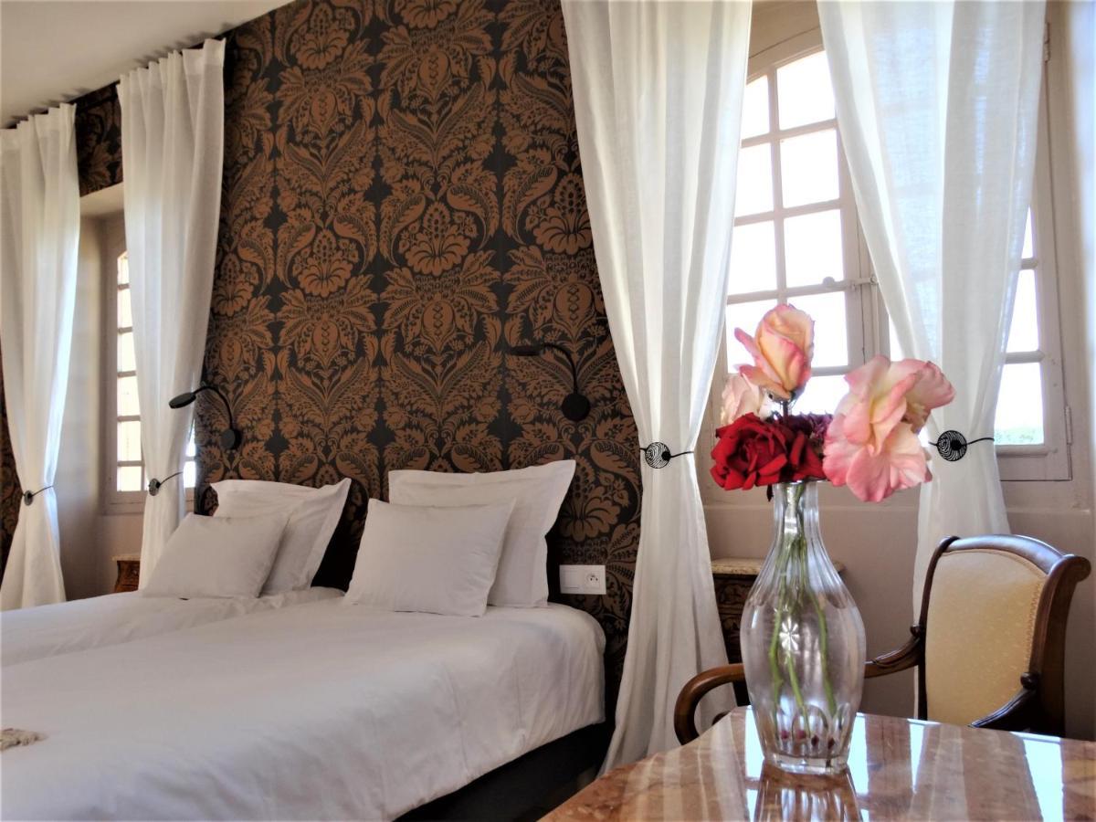 Chateau Montplaisir Charming B&B In Provence Valreas Bagian luar foto
