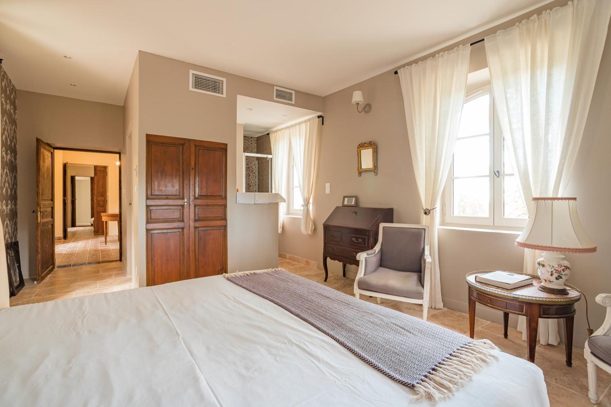 Chateau Montplaisir Charming B&B In Provence Valreas Bagian luar foto