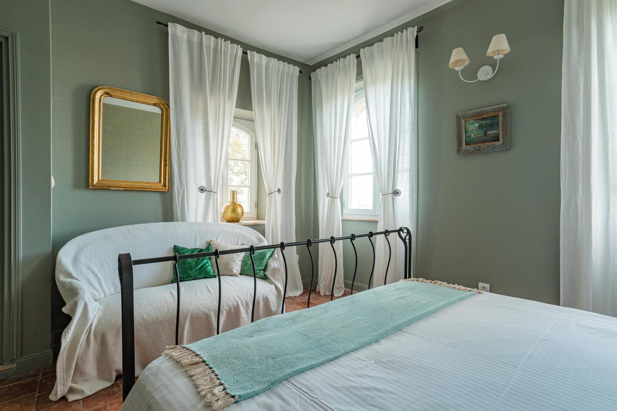 Chateau Montplaisir Charming B&B In Provence Valreas Bagian luar foto