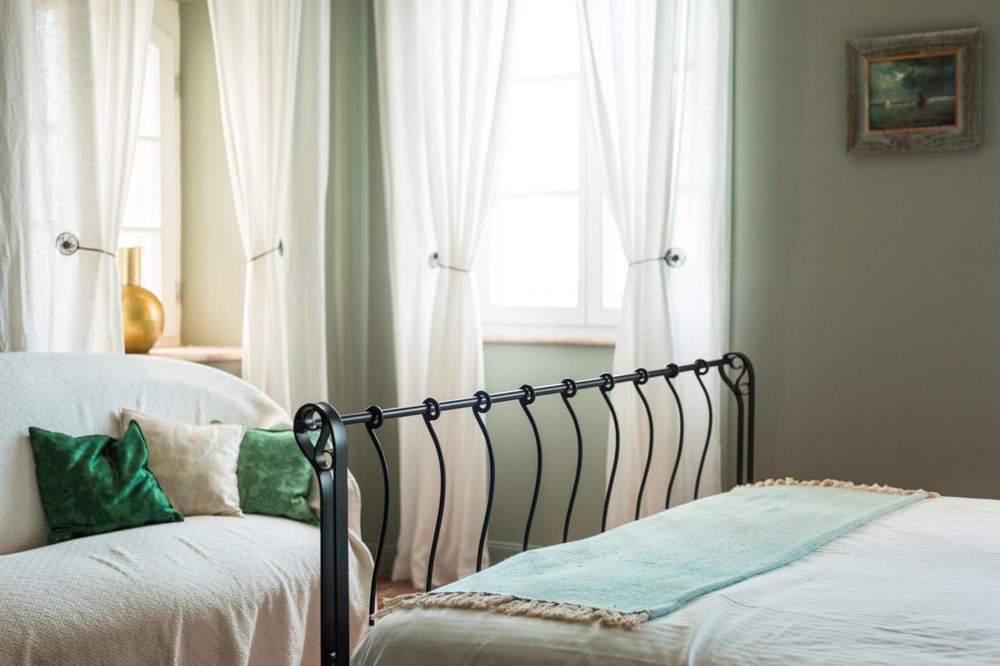 Chateau Montplaisir Charming B&B In Provence Valreas Bagian luar foto